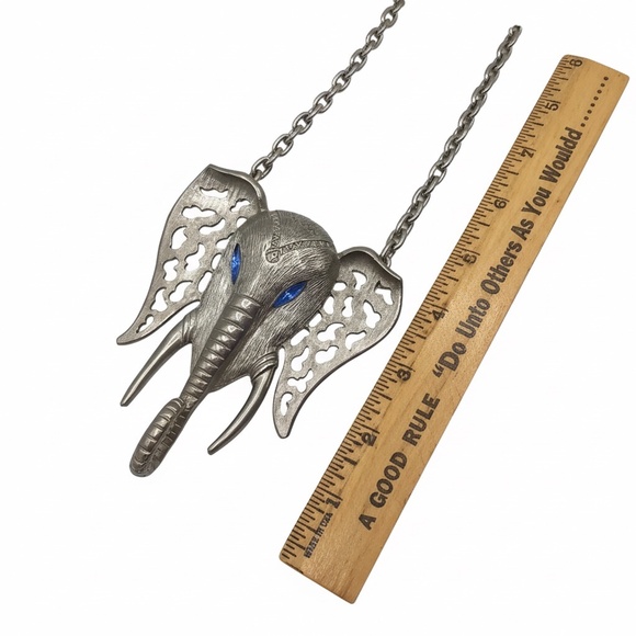 Vintage Signed Celebrity Elephant Necklace, Silver Tone Blue Rhinestone Eyes 70s - Picture 8 of 14